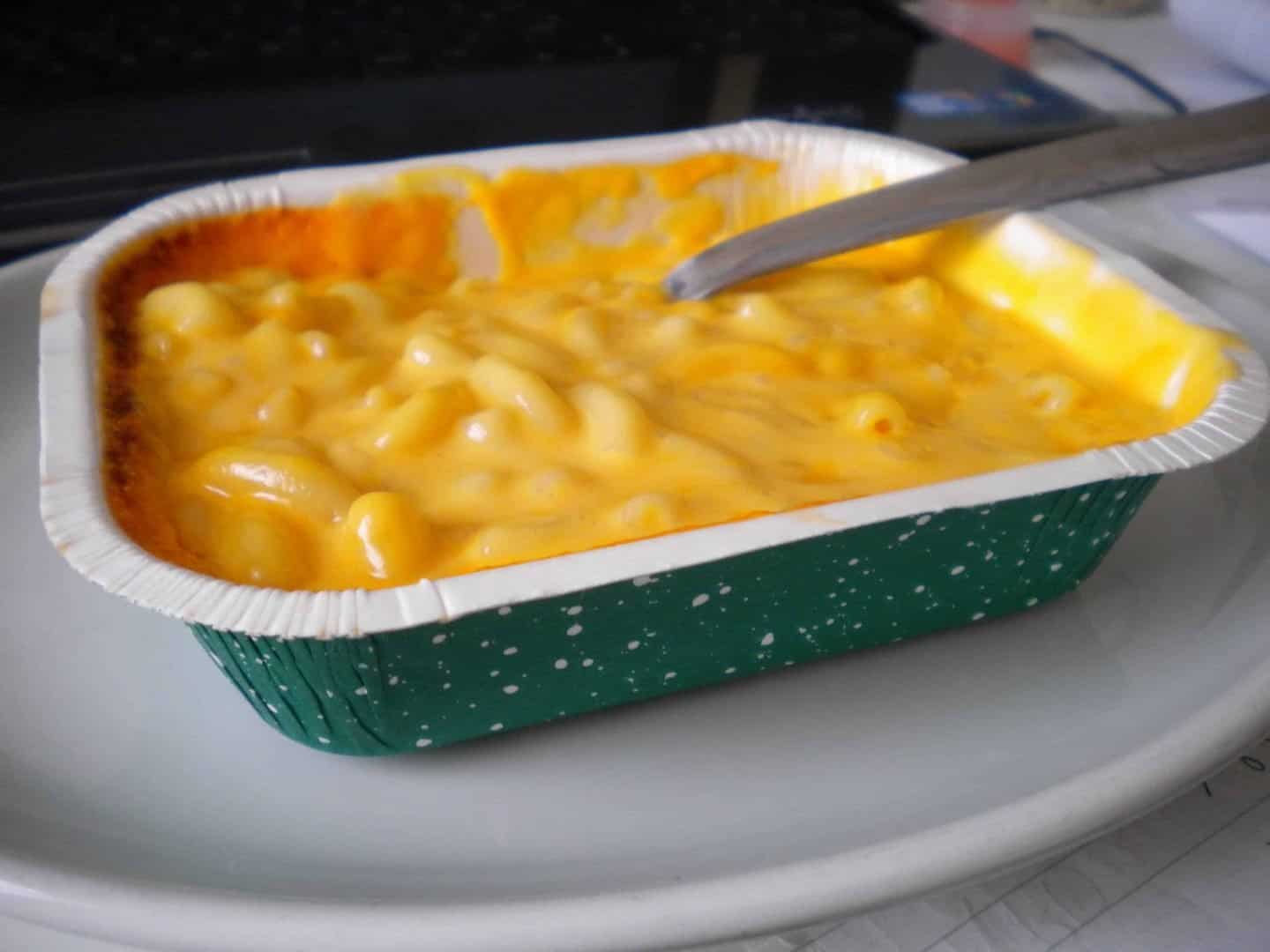 Gluten free Rice Mac & Cheese: an American-style TV dinner