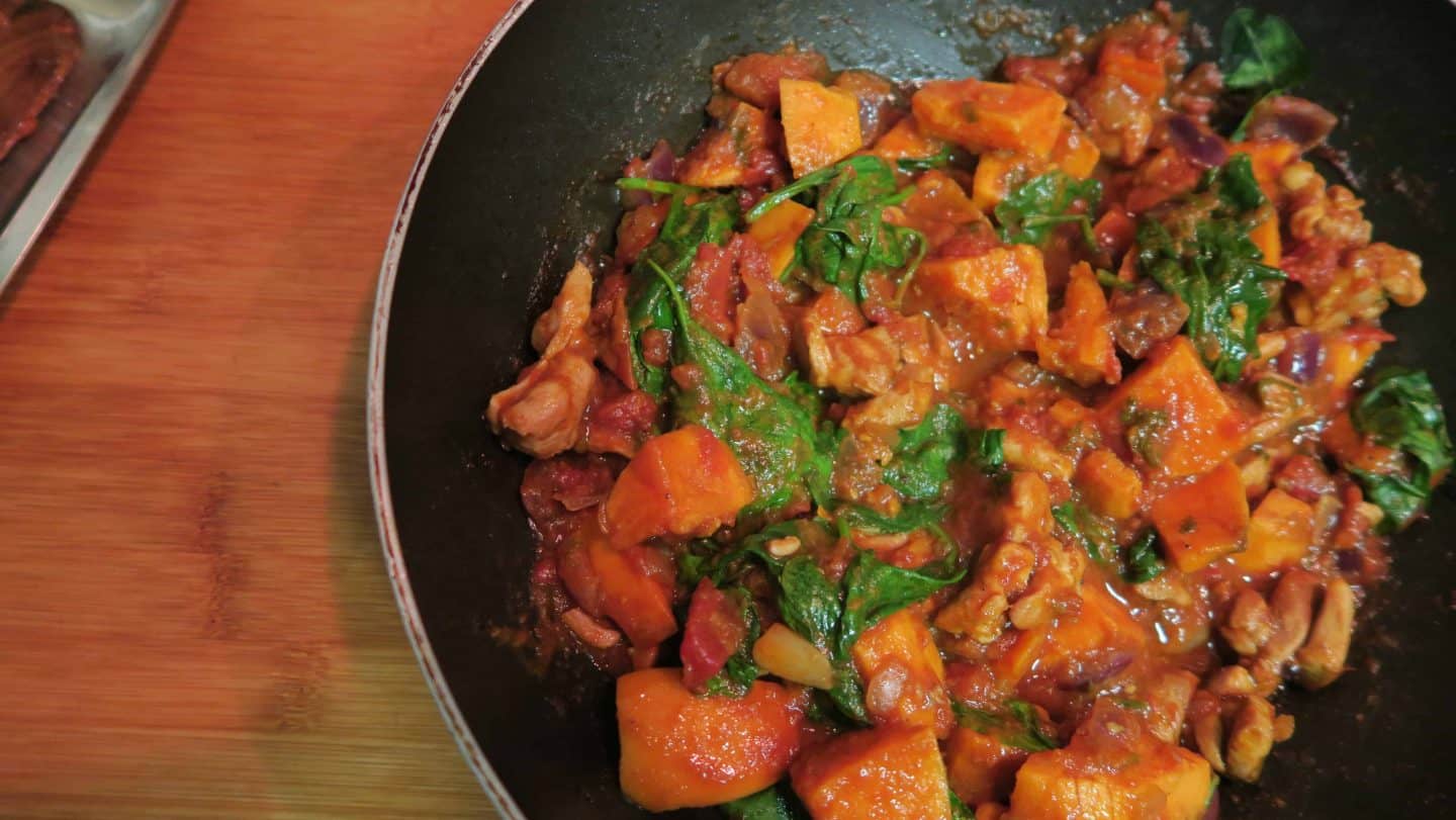 Cooking with Nowt Poncy gluten free curry and tomato sauces