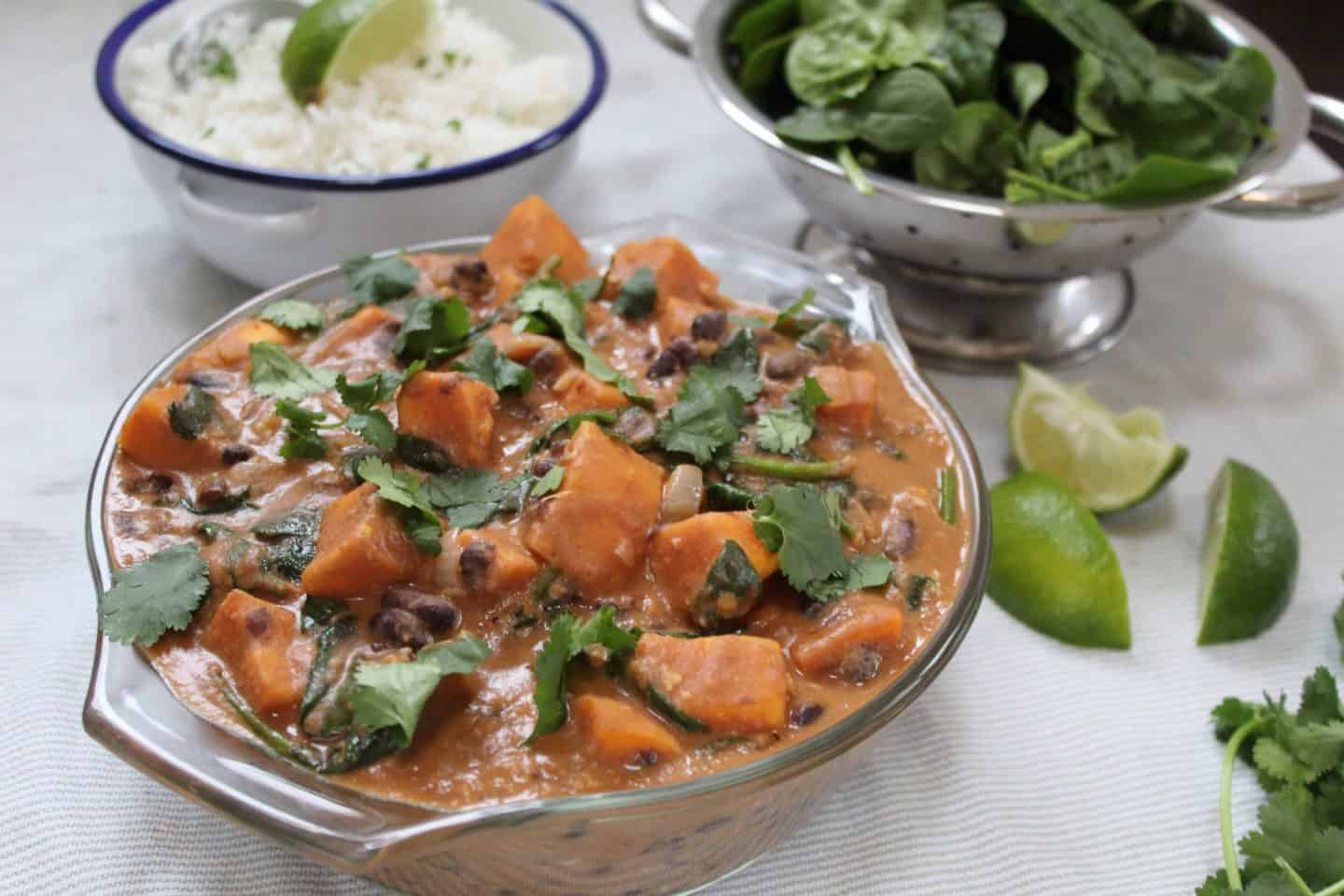 Sweet potato and peanut butter stew with black beans (gluten free & vegan)
