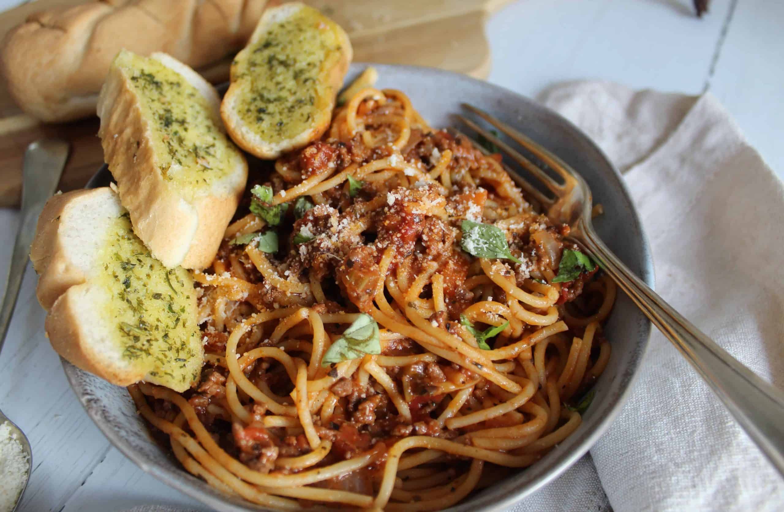 The BEST gluten free spaghetti bolognese recipe