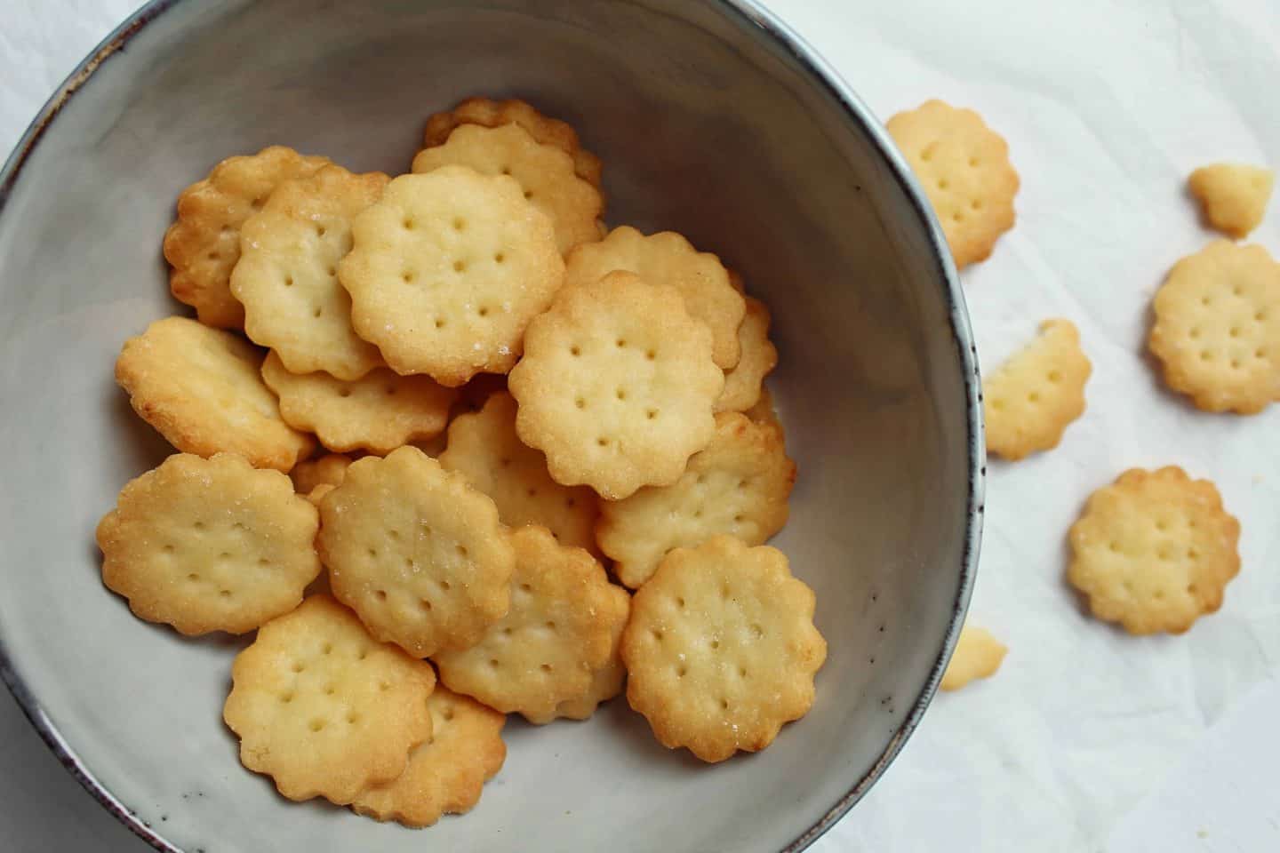 GLUTEN FREE MINI CHEDDARS CHEESE RITZ CRACKER RECIPE 131