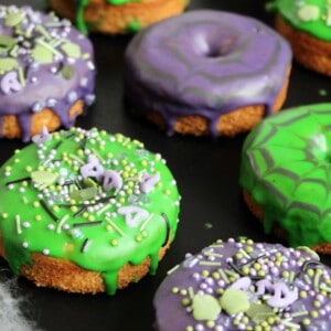 GLUTEN FREE HALLOWEEN DOUGHNUTS