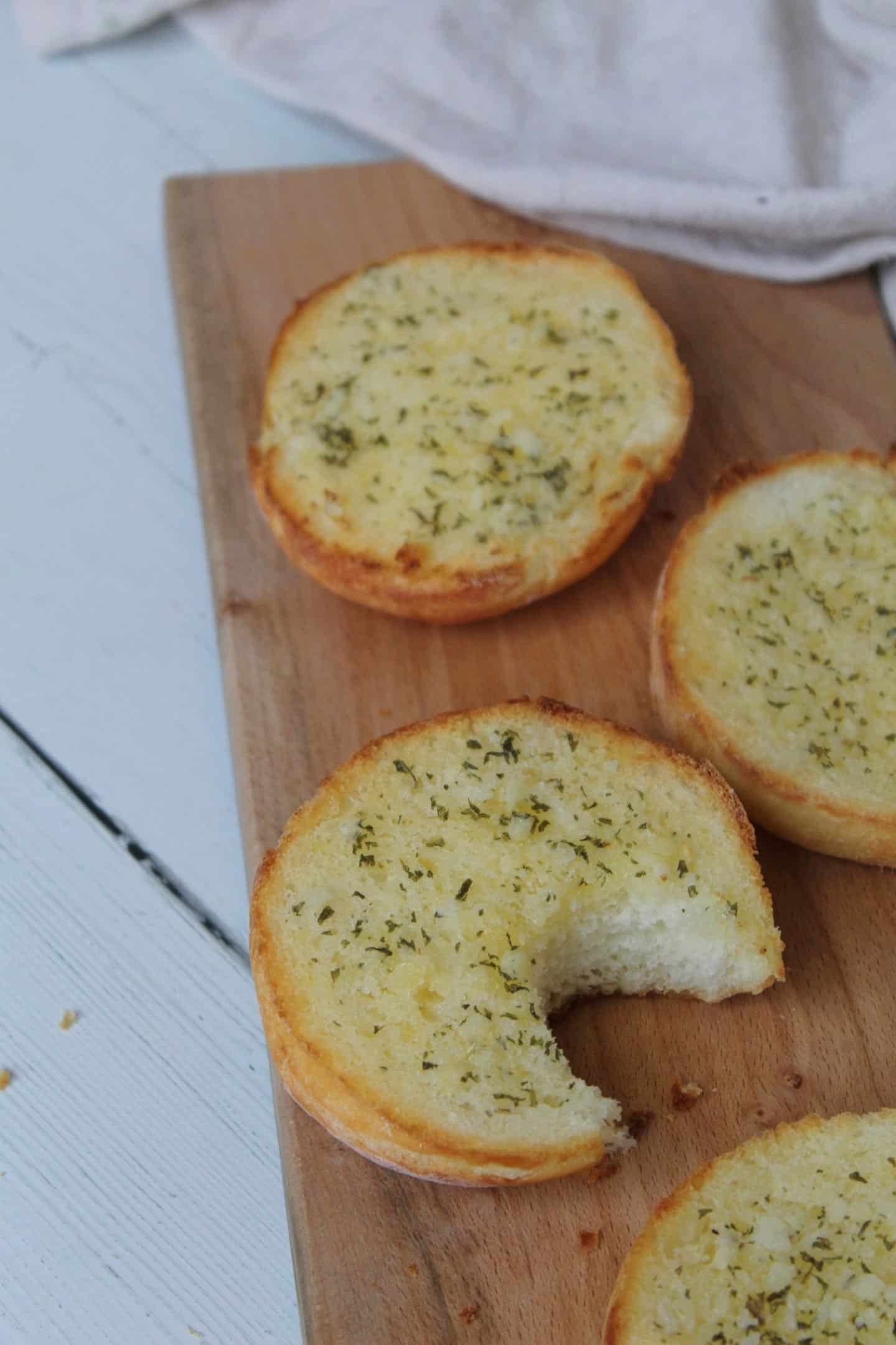 Gluten Free Garlic Bread - The Gluten Free Blogger