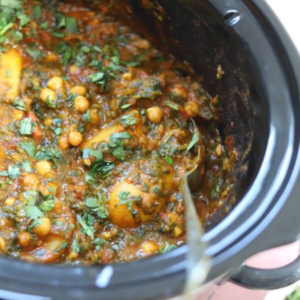 Slow cooker chickpea and potato curry in the crock pot.