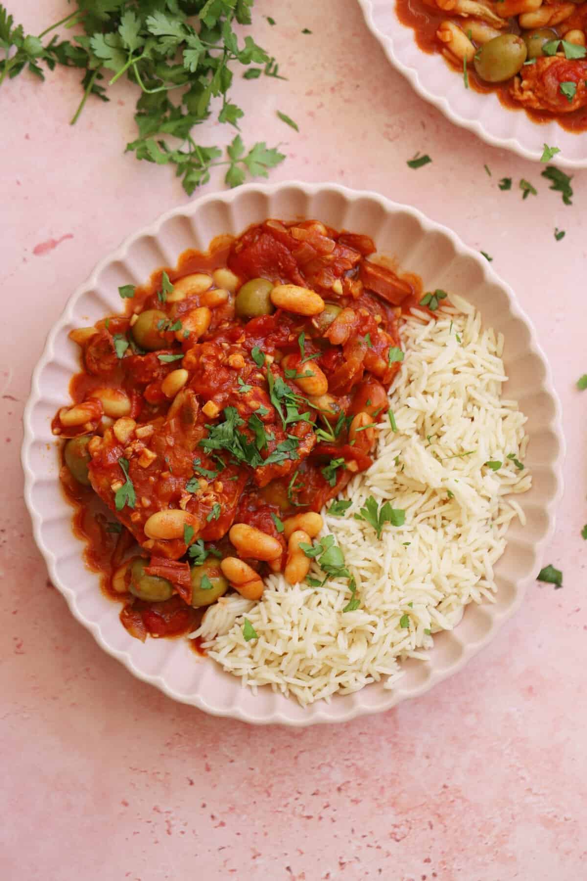 A bowl of gluten free Spanish chicken stew.