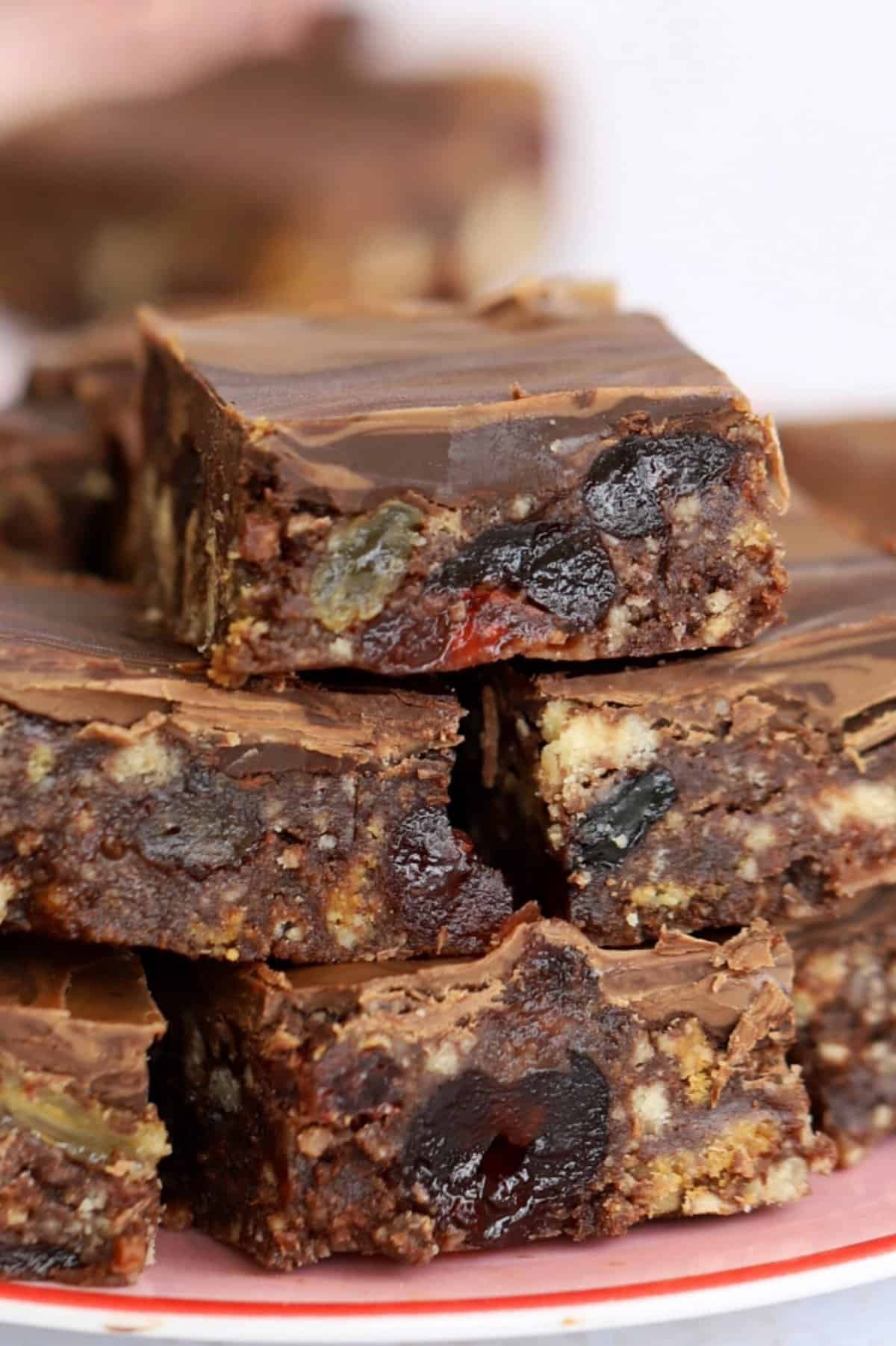 A plate of gluten free chocolate tiffin squares.