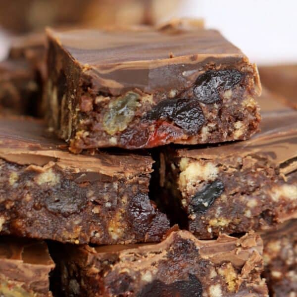 A plate of gluten free chocolate tiffin squares.